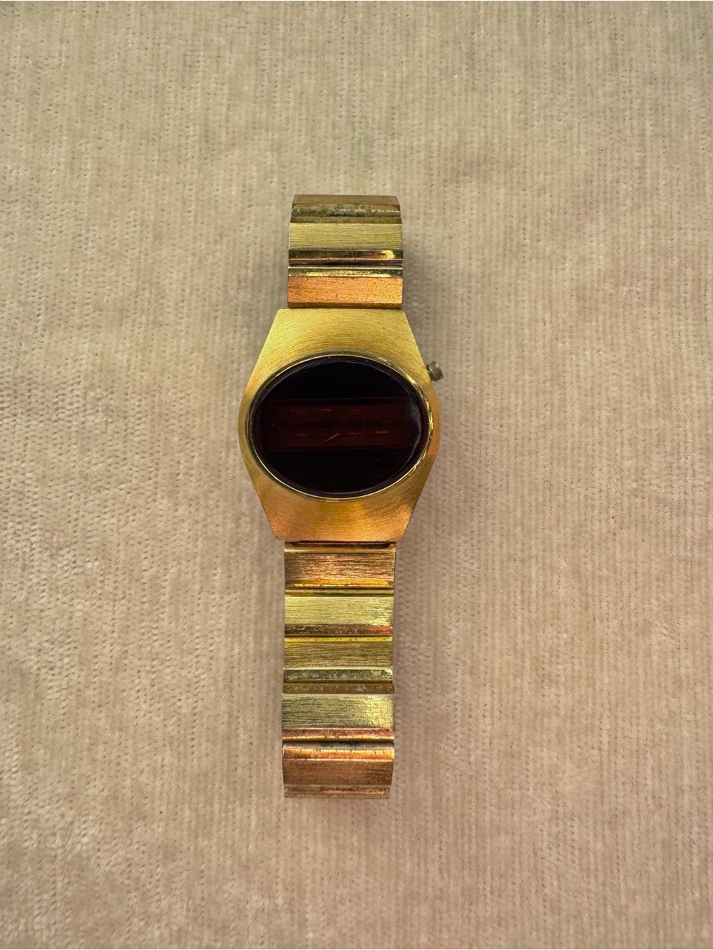 Vintage Digital Watch Reseller Project READ DESCRIPTION